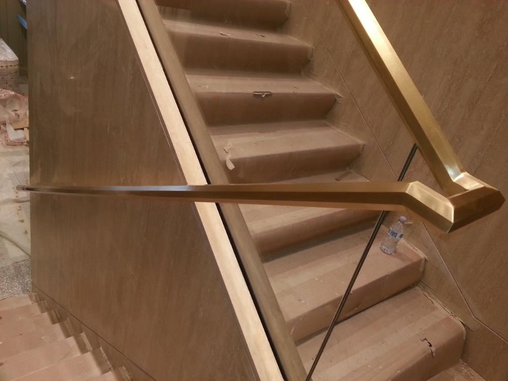 Scala con Corrimano in Ottone